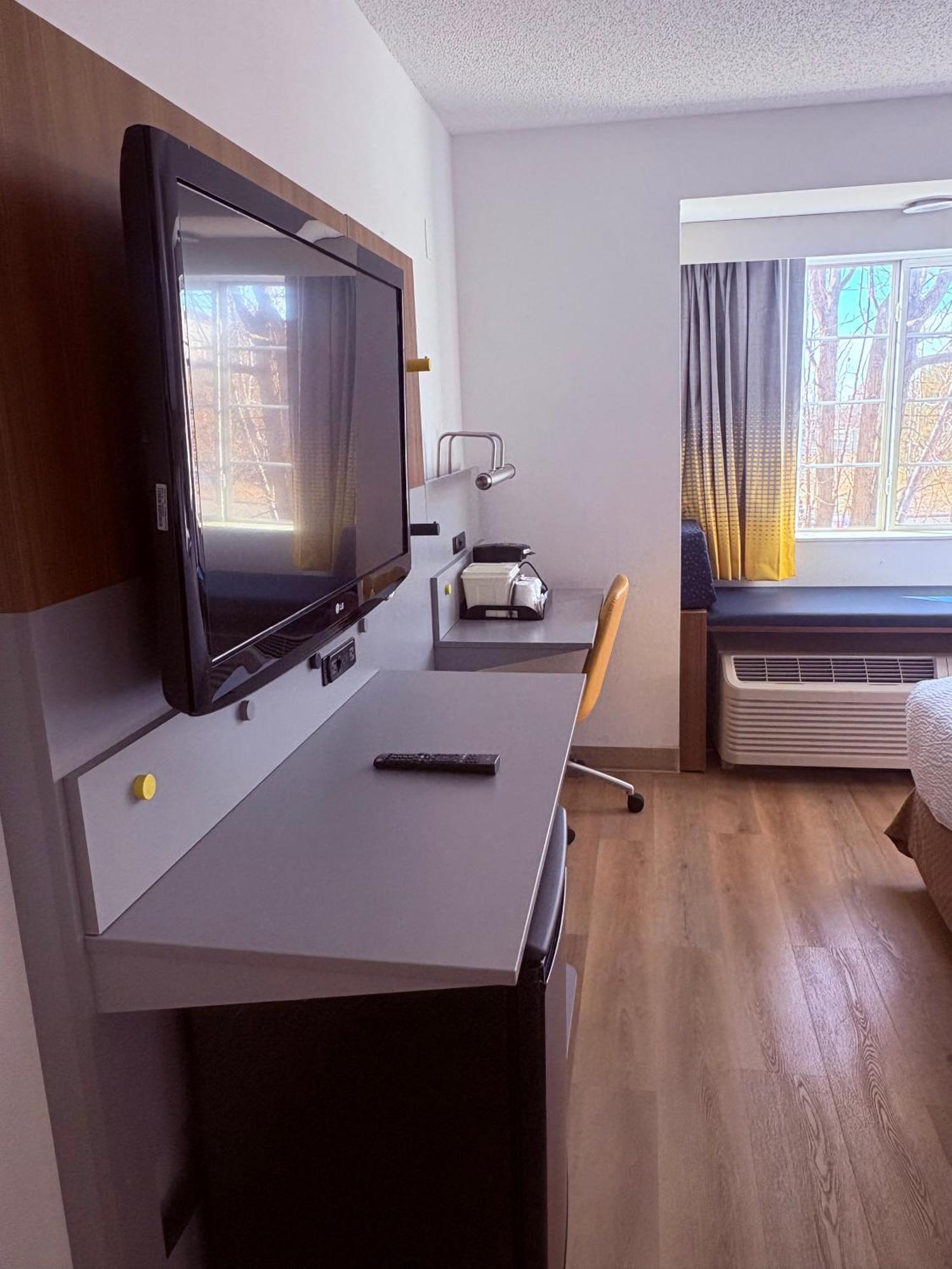 Microtel Inn & Suites By Wyndham Denver Airport Exteriör bild