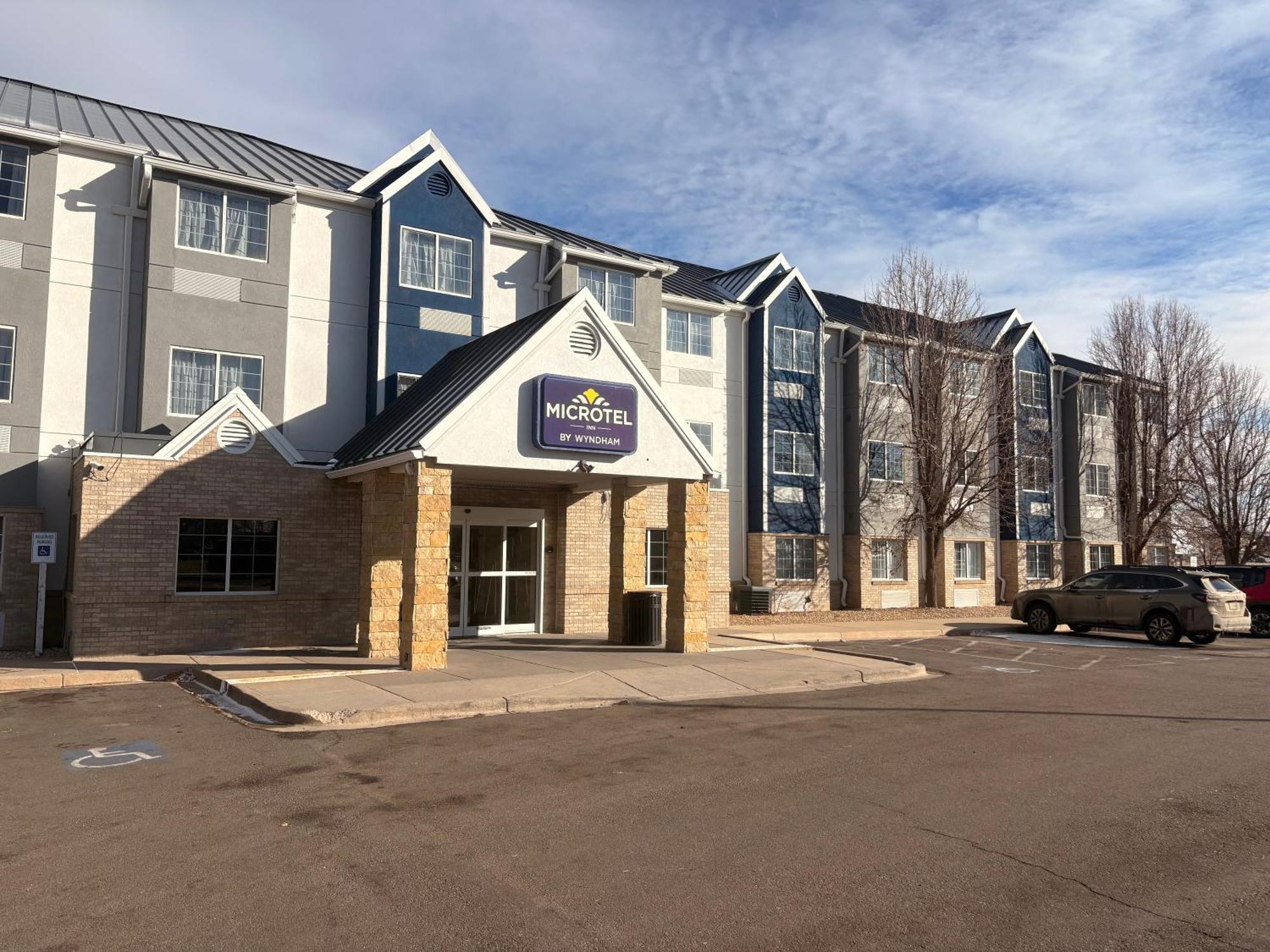 Microtel Inn & Suites By Wyndham Denver Airport Exteriör bild
