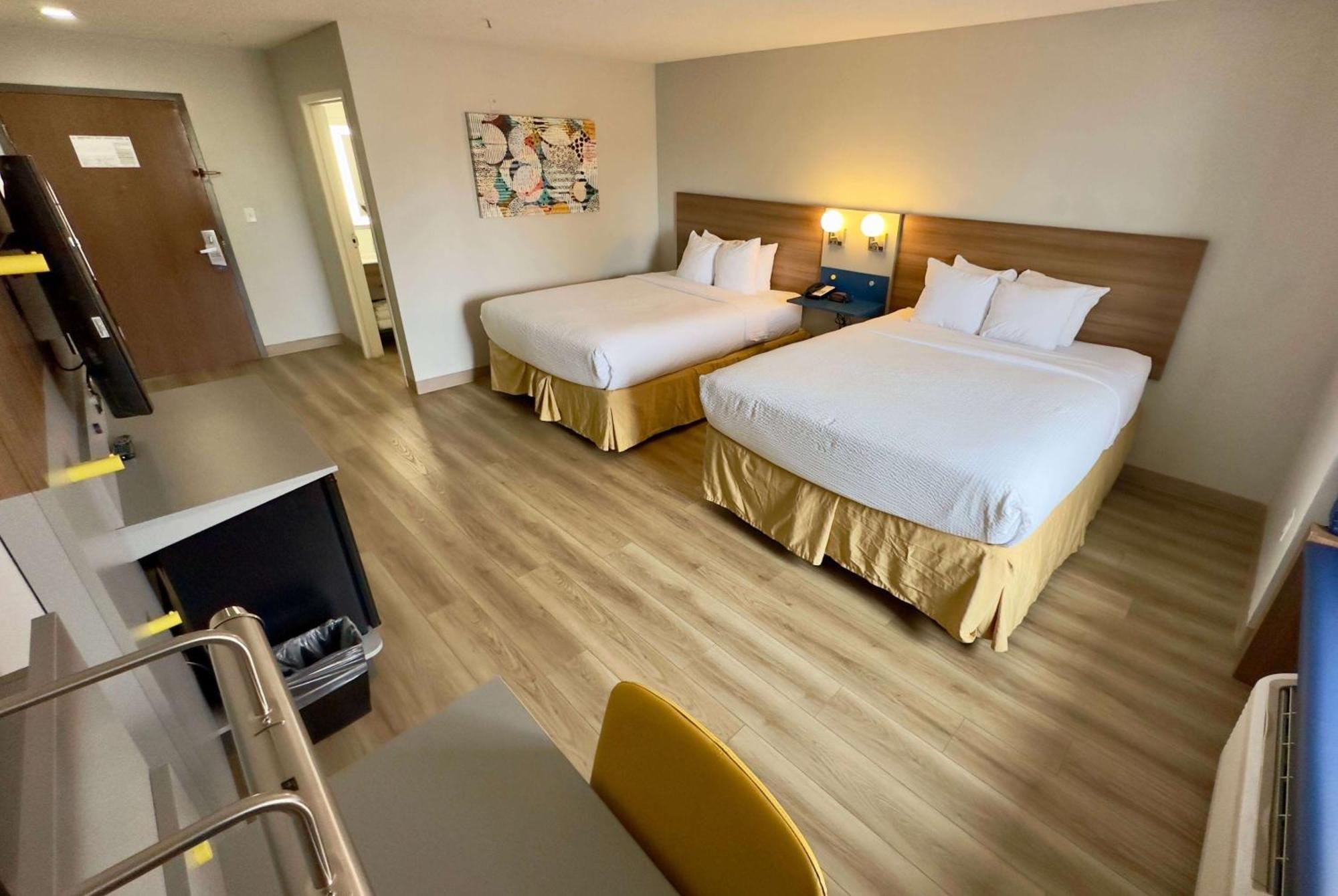 Microtel Inn & Suites By Wyndham Denver Airport Exteriör bild